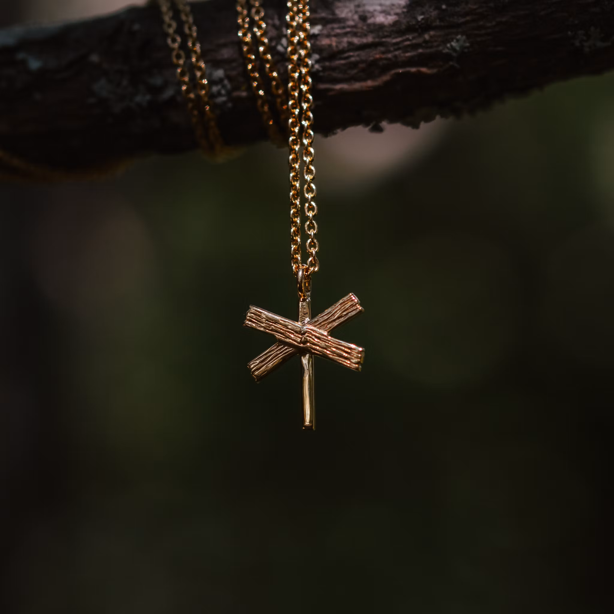 Längtan halsband guld