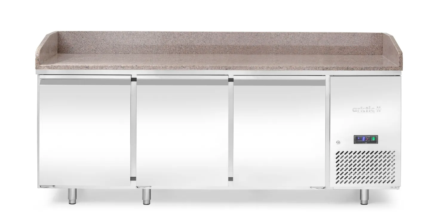 Pizzakylbänk ARKTIC PRO, 3 dörrar för GN1/1-plåtar, granitskiva