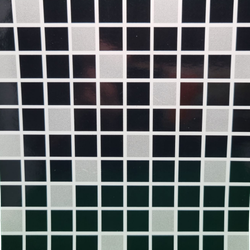 Kakeldekor, svart-grå mosaik
