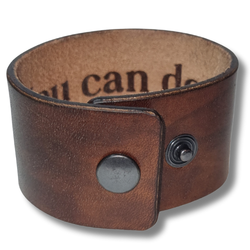 Armband, läder med hemlig text