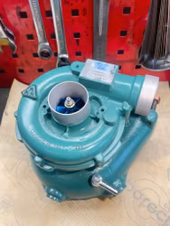 53269706091 Uppgraderingsturbo till Volvo Penta TAMD30 - Billet, fabriksnytt 8cm2 avgashus.