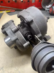 Begagnad funktionstestad turbo Audi A4 TDI140 ink packningssats