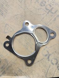 Packningarna mellan turboaggregaten Mazda SHY1, 2.2L