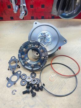03N145704K - DIY VW Crafter 2.0 dubbelturbo renoveringskit EGR skada