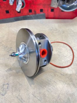 Lilla turbon CHRA till Volkswagen Transporter 2.0 dubbelturbo - 10009700098