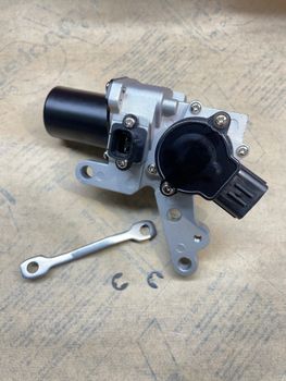 Wastegate för Toyota Land Cruiser V8 1VD-FTV - Vänster VB23