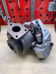 49135‑05720 Utbytesturbo BMW 318D