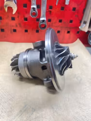 HX35 CHRA passandes Cummins 6CT - 3537817