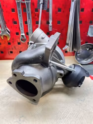 Outlet -  Volvo Penta D3-220hk "nya modellen" -0005 med RF hylsa