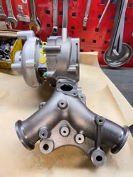 1441100Q1K Nissan Navara fabriksnytt turboaggregat.