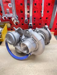 49377-06100 - Utbytesturbo till Volvo TD04L-12T