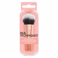 Real Techniques: Mini Expert Face Brush