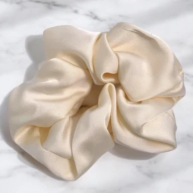Scrunchie large beige