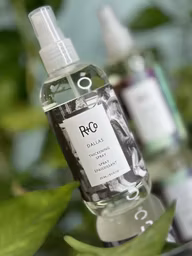 R+Co Dallas Thickening Spray 251 ml