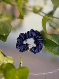 Stella Details Scrunchie Mörkblå