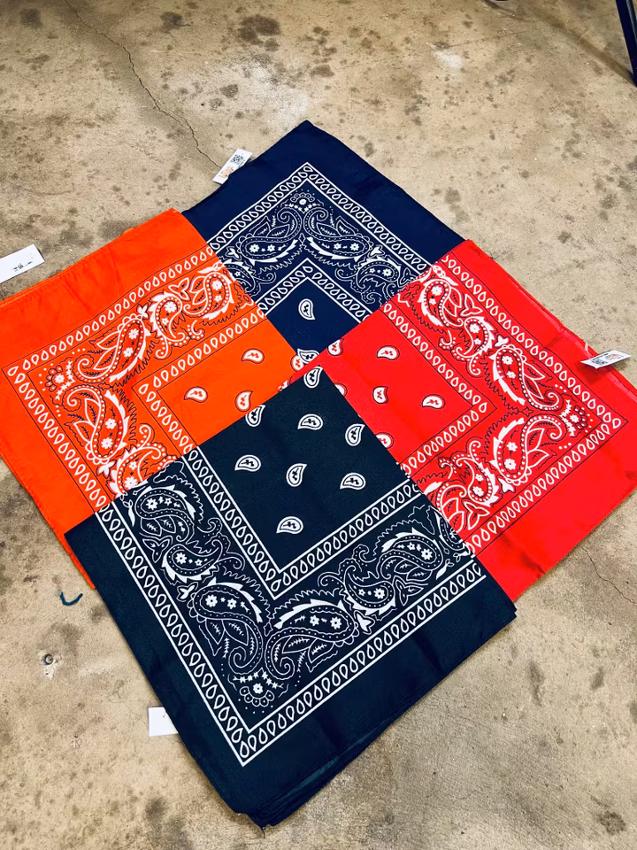 Snusnärduk/skarf clasic paisley Orange - Liias Garderob