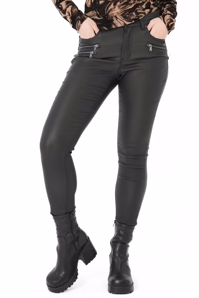 Byxor Oblivion Coated Pants Black - Capri Collection