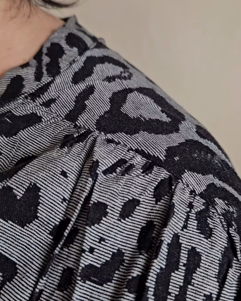 Blus KAmila Wing grey leo - Kaffe