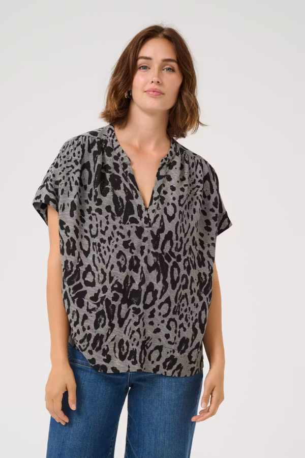 Blus KAmila Wing grey leo - Kaffe