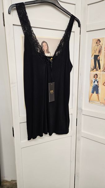 Linne spets Balck - Capri Collection