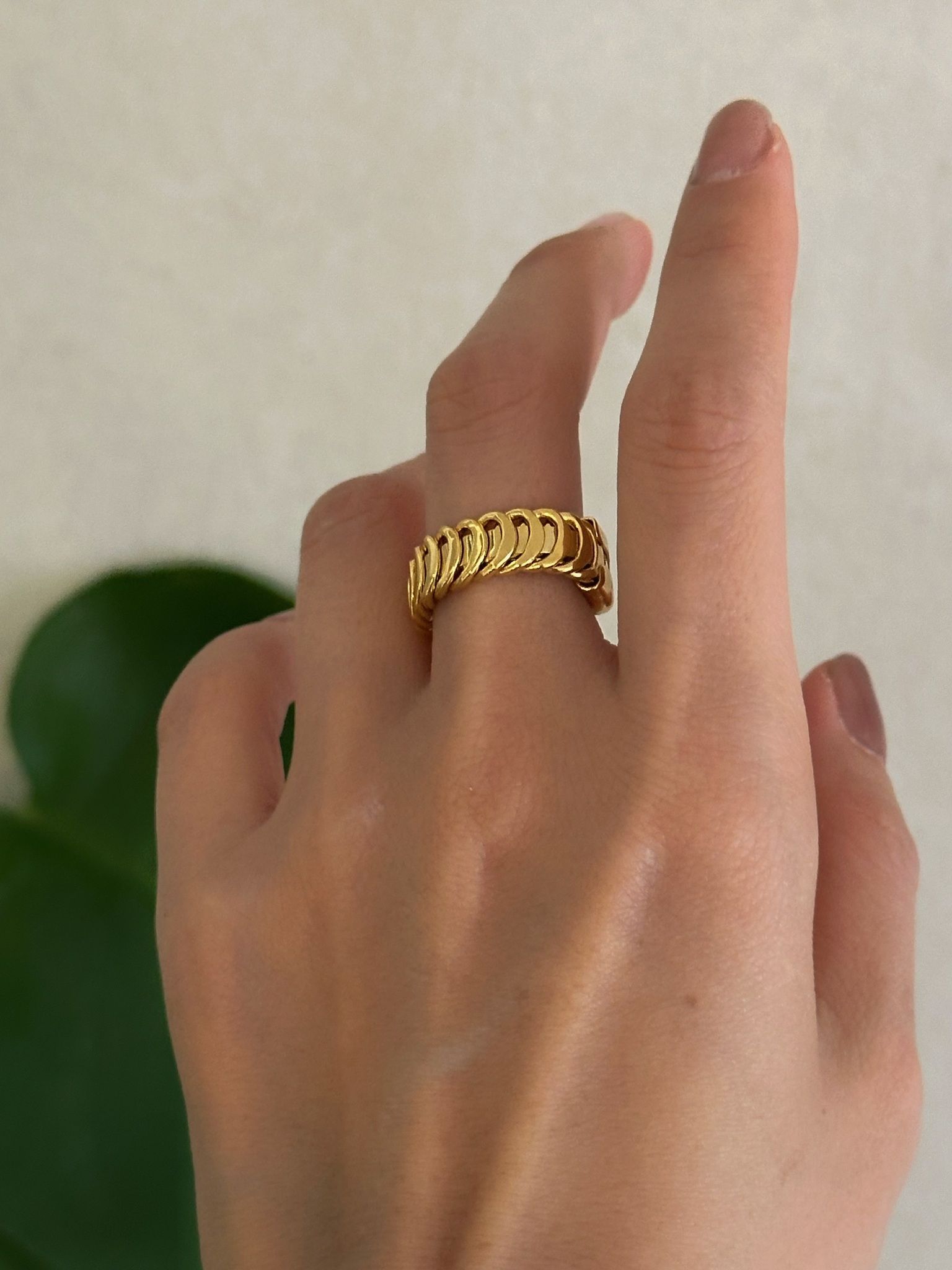 Ring förgylld med 18k guld med kedjedesign