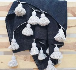 Marockansk handvävd Pom Pom Filt /överkast