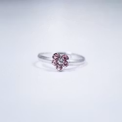 Barnring Blomma m rosa stenar