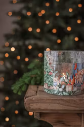 Ljuslykta – A Christmas Saga, Majas Lyktor