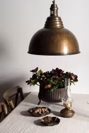 Taklampa Sienna Antik Brun – stilren taklampa i brun metall