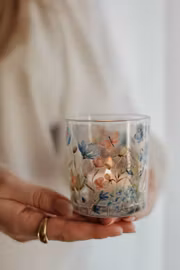 Majas Lykta Bloom 7x8 cm – Blommig ljuslykta | RUSTIK Interiör
