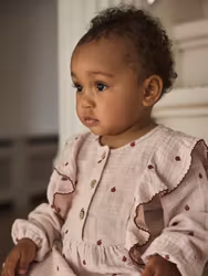 Lil' Atelier Kamma baby bodyklänning – Hushed Violet