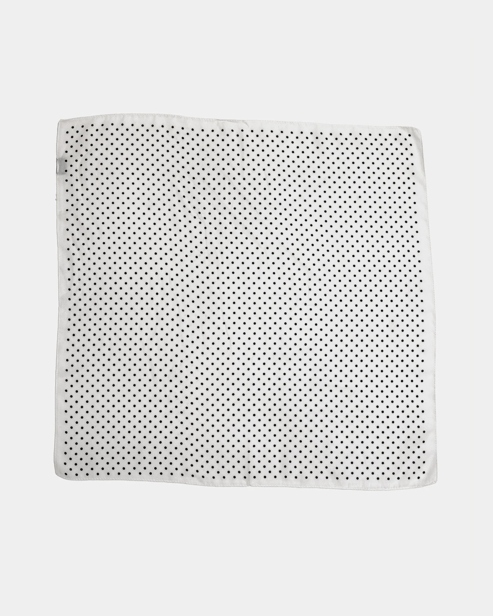 Dot Scarf – Prickig scarf från Bow19