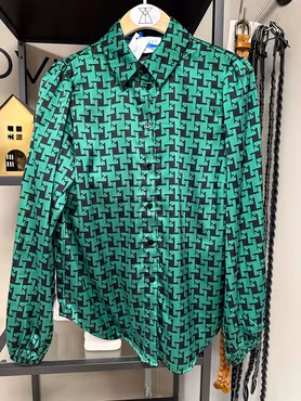 Grön/svart skjorta