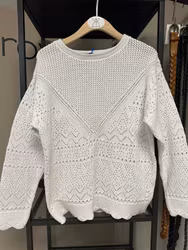 Vit stickad tröja strl XL