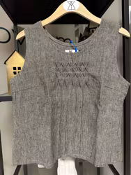 Gråbrunt linne i grovt linnetyg strl M