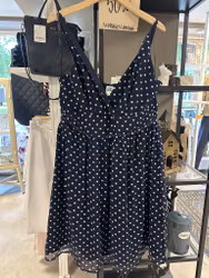Prickig klänning stl XL