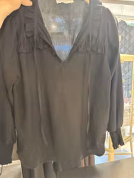Svart blus stl XS