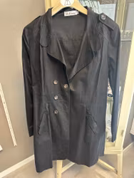 Svart kappa stl L