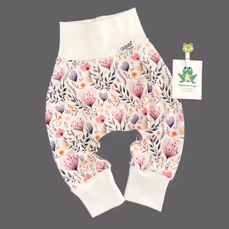 Baggybyxa Hjärtblommor, strl 50/56 - Uppsytt