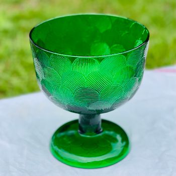 ”Miranda” skål i design av, Heikki Orvola, Nuutajärvi glasfabrik