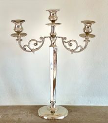 Trearmad kandelaber silverfärgad