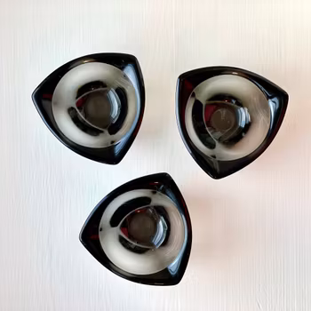 Set med 3 ljusstakar för värmeljus