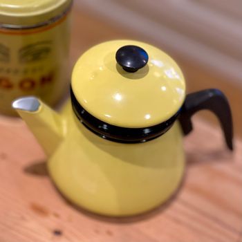 Emaljerad kanna från Kockums