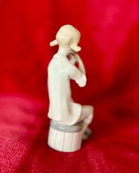 Figurin GDR nr 14 Flicka som speglar sig