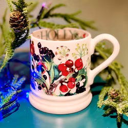 Porslinsmugg Emma Bridgewater ”Rosehip & Holly” NOS