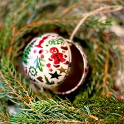Öppningsbar julgranskula metall Emma Bridgewater DALAHÄST