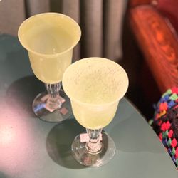 Ett par glas på fot SIA NOS