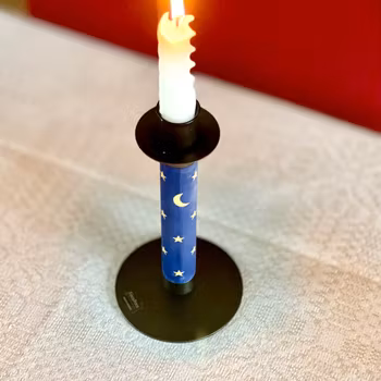 Ljusstake med stjärnor och måne