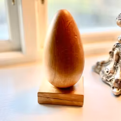 Figurin av trä Rolf Lindström Tommarp Ägg