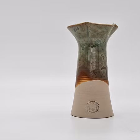 Vas med Koppar-Järn kristallglasyr